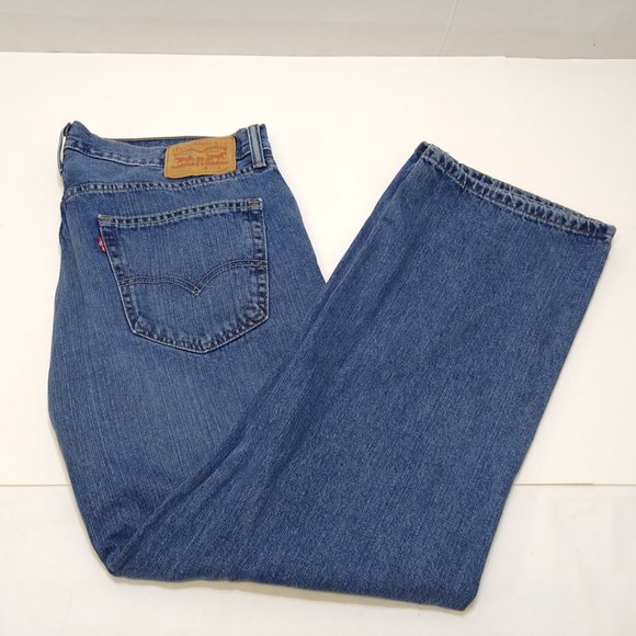 Levi's 559 Relaxed Straight Fit Vintage Denim Blue Jeans 38x30 Red Tag EUC - Picture 3 of 12